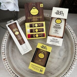 Sun Bum Bundle Lip Balm and Sunscreen 🎁